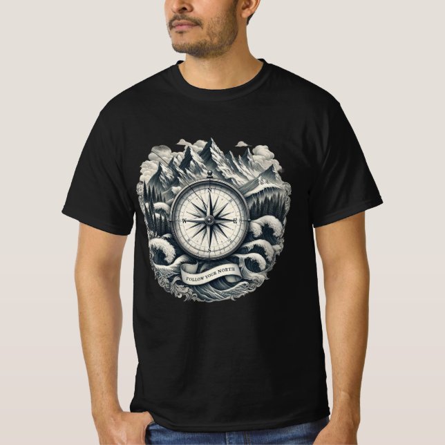 T-shirt Follow Your North Compass Adventure Graphic T-Sh (Devant)