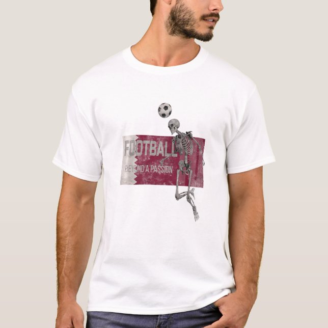 T-shirt Football Au-Delà D'Une Passion Fury Qatar Drapeau (Devant)