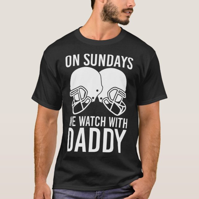 T-shirt Football Familial Drôle Le Dimanche Nous Regardons (Devant)