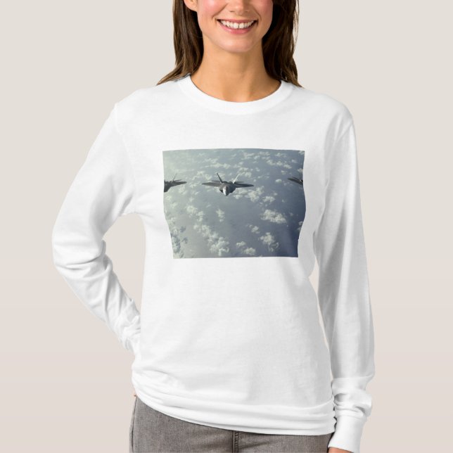 T-shirt Formation de trois navires de F-22 Raptors (Devant)