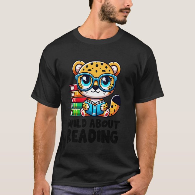T-shirt Fou de lecture amateur de livres guépard (Devant)