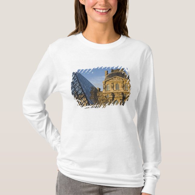 T-shirt France, Paris, Musée du Louvre et la Pyramide, (Devant)