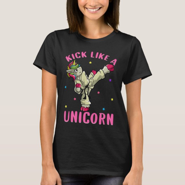 T-shirt Frapper comme une licorne étudiante de taekwondo f (Devant)