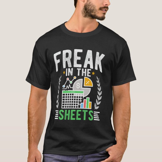 T-shirt Freak Dans Les Feuilles Drôle Comptable CPA (Devant)