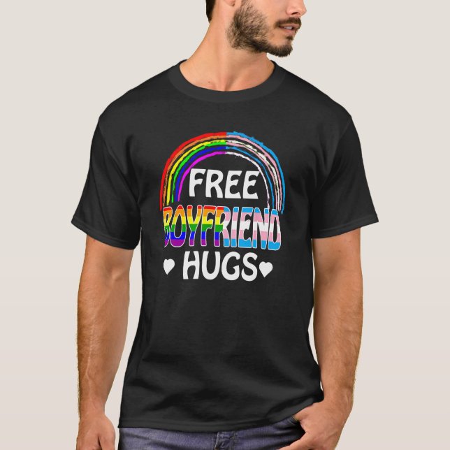 T-shirt Free Boyfriend Hugs With Rainbow and Transgender F (Devant)