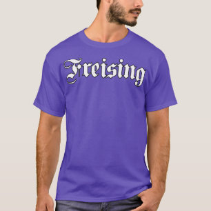 T-shirt Freising écrit avec police gothique