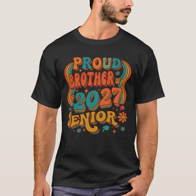 T-shirt Frère fier d'un senior de 2027. (Devant)