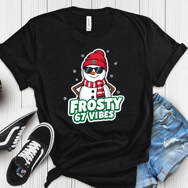 T-shirt Frosty Vibes 67 Snowman Christmas – Retro Winter  (Créateur téléchargé)