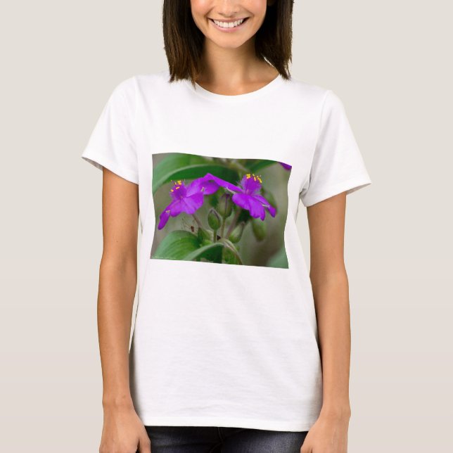 T-shirt Fuchsia Spiderwort Twins Fleur sauvage Cadeaux Vêt (Devant)