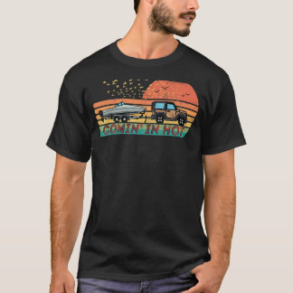 T-shirt Fun Boat Fishing Comin' in Hot Trailer Casquette d