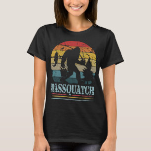 T-shirt Funny Bigfoot BASSQUATCH Bass Fishing Sasquatatch 