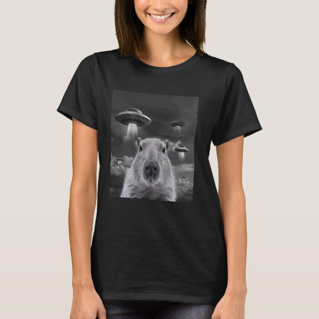 T-shirt Funny Capybara Selfie avec OVNI Weird Capybara (Devant)