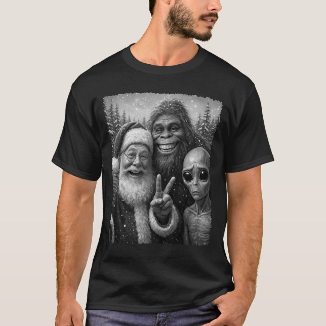 T-shirt Funny Cat Santa Bigfoot Alien Christmas Selfie Tee (Devant)