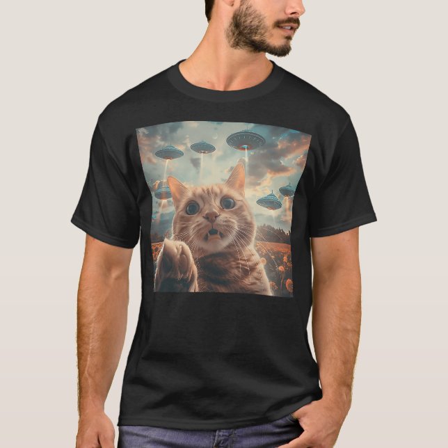 T-shirt Funny Cat Selfie with UFOs cat meme (Devant)