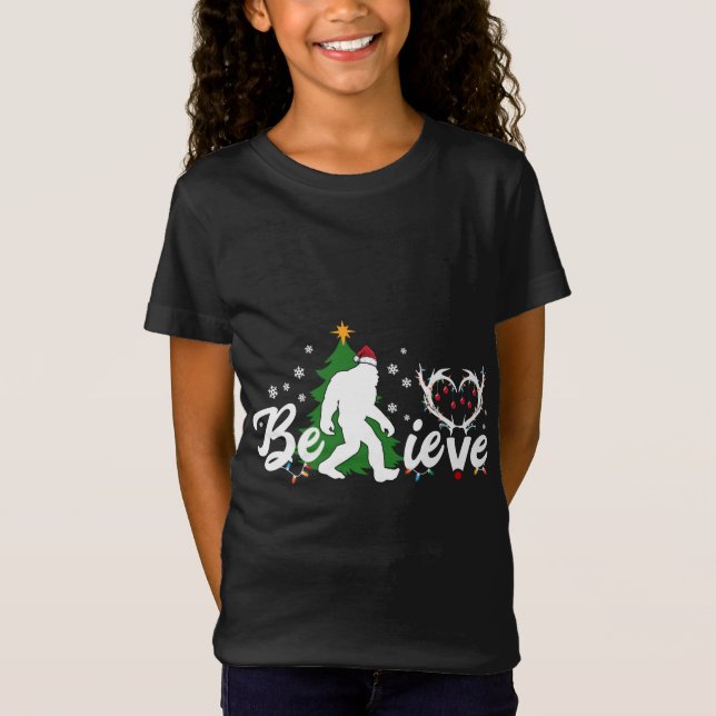 T-Shirt Funny Christmas Bigfoot Believe Bigfoot avec Père  (Devant)