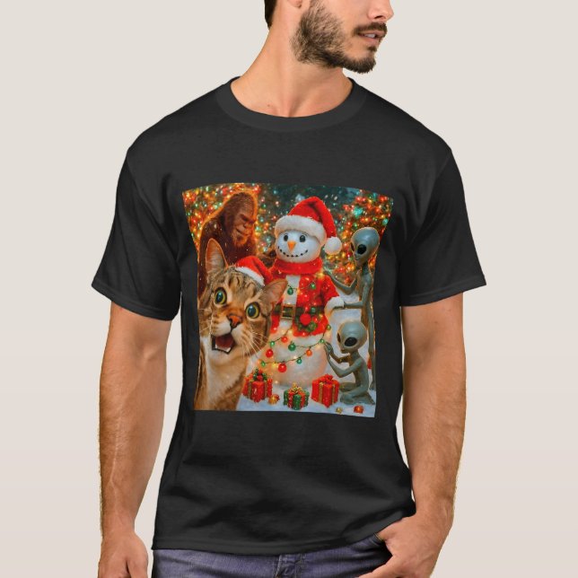 T-shirt Funny Christmas Cat Selfie With Bigfoot Alien &amp (Devant)