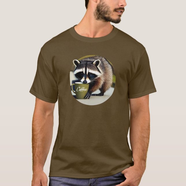 T-shirt Funny Cute Raccoon Drinking Coffee (Devant)