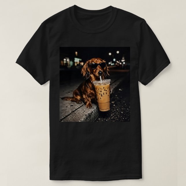 T-shirt Funny Dachshund Drinking Iced Coffee – Cute Wiener (Design devant)