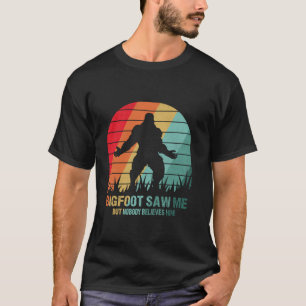 T-shirt Funny Distressed Bigfoot M'A Vu Croire Funny Sasq