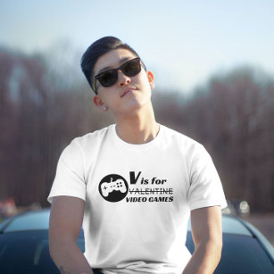 T-shirt Funny Geek V est pour Jeux Vidéo pas valentines