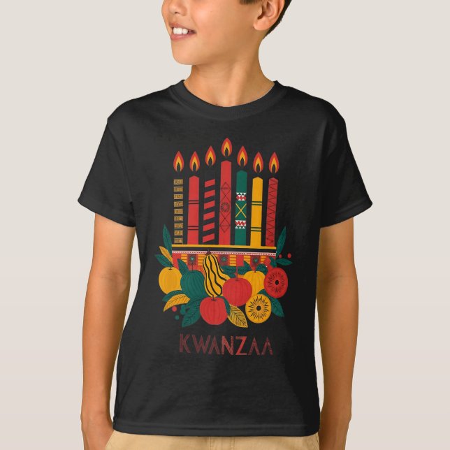 T-shirt Funny Kinara Sept bougies Kwanzaa Célébration 2 (Devant)