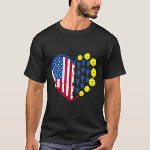 T-shirt Funny Pickleball Ball avec American Flag Heart 4e