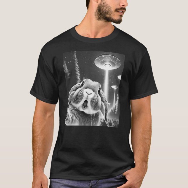 T-shirt Funny Rabbit Alien UFO Taking a Selfie Animal Love (Devant)