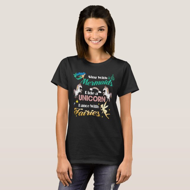 T-shirt Funny Shirt Chant Vs Mermaids Ride Une Danse Unico (Devant entier)