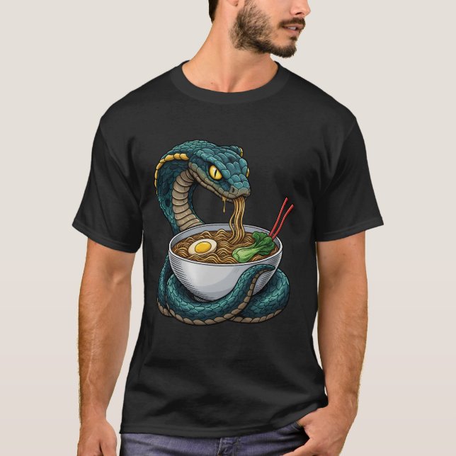 T-shirt Funny Snake Eating Ramen Noodles Japanese Food (Devant)