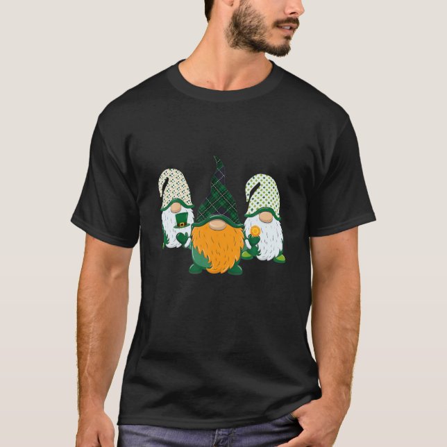 T-shirt Funny St Patrick's Day Three Gnome Shamrock Green (Devant)