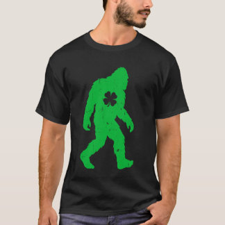 T-shirt Funny St Patricku2019s Day Yeti Sasquatch Shamrock