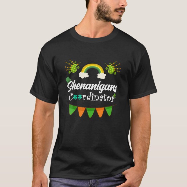 T-shirt Funny Teacher Shenanigan Coordinator St. Patrick D (Devant)