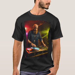 T-shirt "Fusion Beats & Threads : DJ Groove Tee"