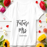 T-shirt Future Mme Mariée Robe Noir Blanc<br><div class="desc">Future Mme Robe Blanc T-shirt avec calligraphie noire. Plus de produits avec ce design sont dans la collection ci-dessous.</div>
