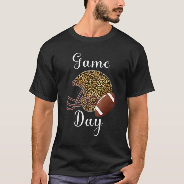 T-shirt Game Day Football Mom  For Women Helmet Ball Mom (Devant)