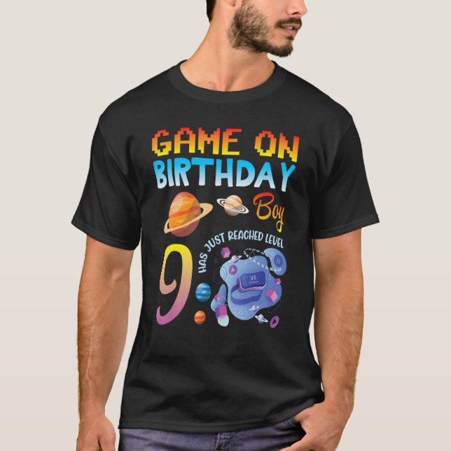 T-shirt Game On My Birthday Gamer Boy Has Just Reached Lev (Devant)
