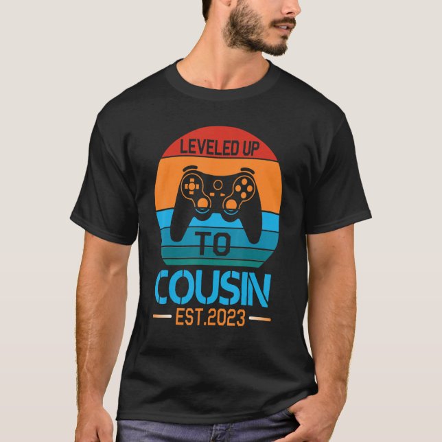 T-shirt Gamer Leveled Jusqu'À Cousin Est 2023 Joyeux Jour  (Devant)