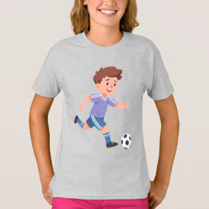 T-shirt Garçon donnant un coup de pied dans un ballon de f