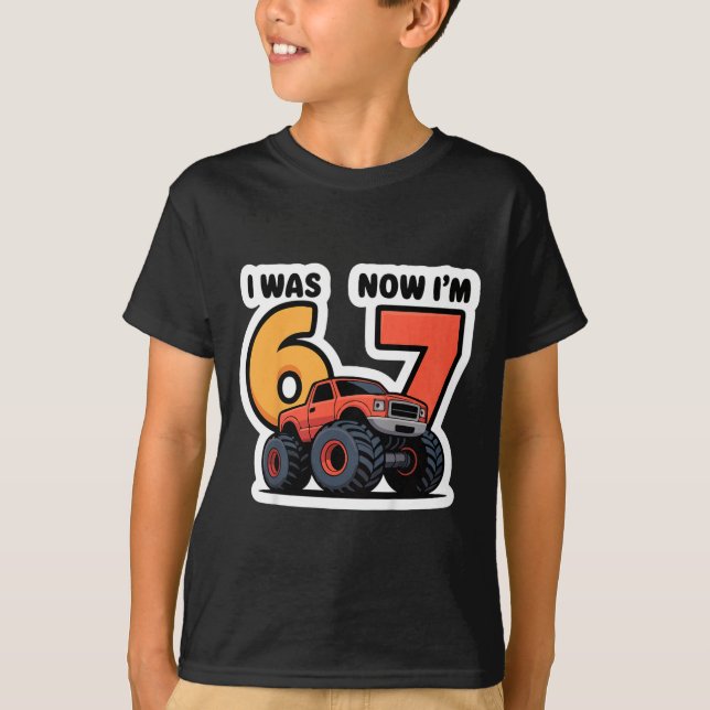T-shirt Garçons j'avais 6 ans maintenant j'ai 7 ans camion (Devant)