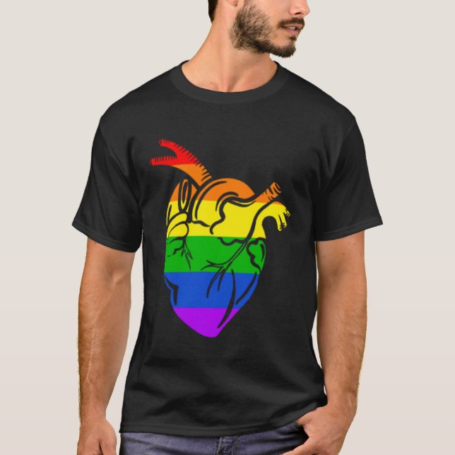 T-shirt Gay Pride Flag Heart LGBTQ Trans Lesbian Queer Pri (Devant)