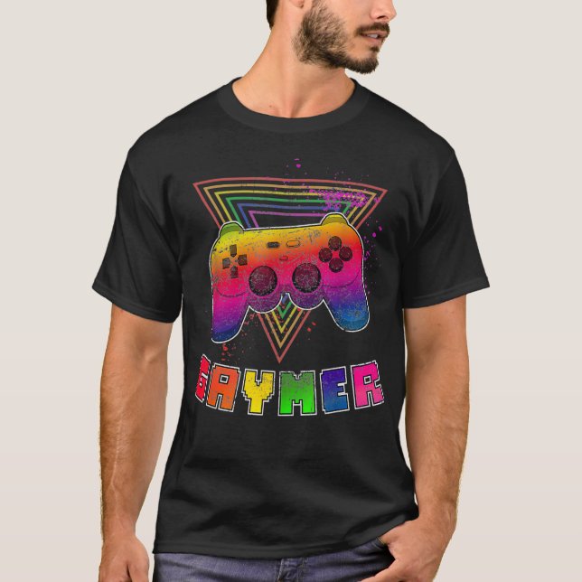 T-shirt Gaymer LGBTQ Gay Video Gamer Console Rainbow Strip (Devant)
