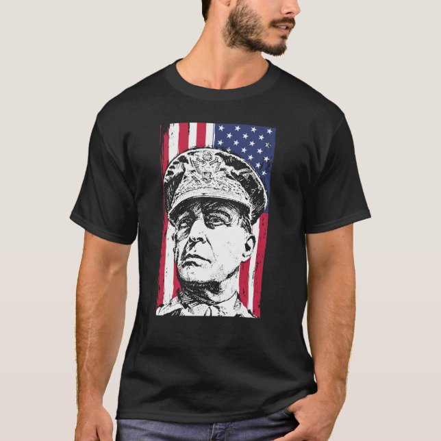 T-shirt General Douglas MacArthur USA Flag (Devant)