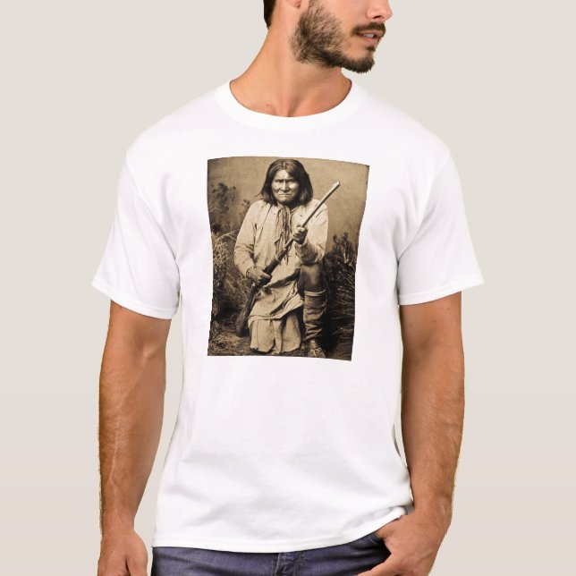 T-shirt Geronimo avec le cru 1886 de fusil (Devant)