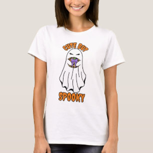 T-shirt Ghost d'Halloween mignon mais Éffrayant tenant un 
