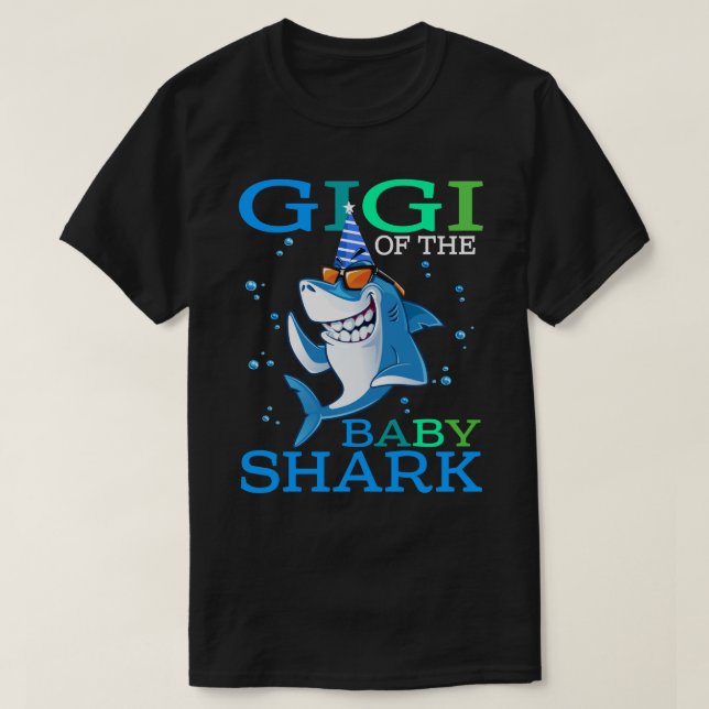 T-shirt GIGI Du Bébé Requin Anniversaire Frère Requin Chir (Design devant)