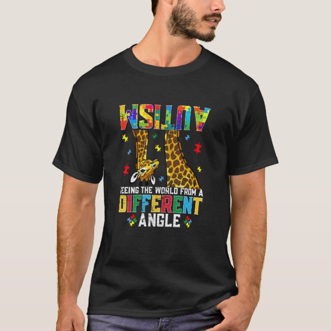 T-shirt Girafe Autism Seeing World Different Angle Aware (Devant)