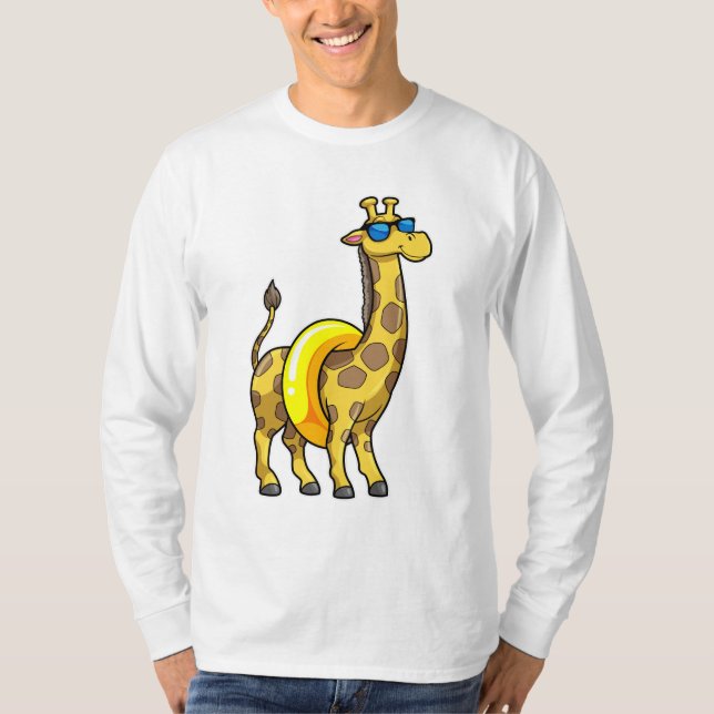 T-shirt Girafe sur la plage avec anneau de natation et lun (Devant)