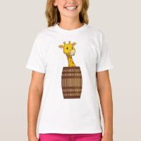 Giraffe avec tonneau