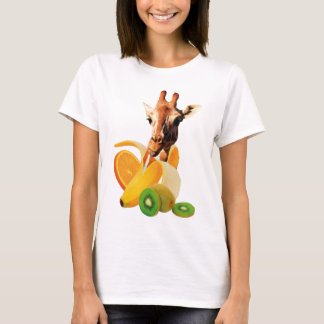 T-shirt Giraffe in a Banana with orange and Kiwi Fruits