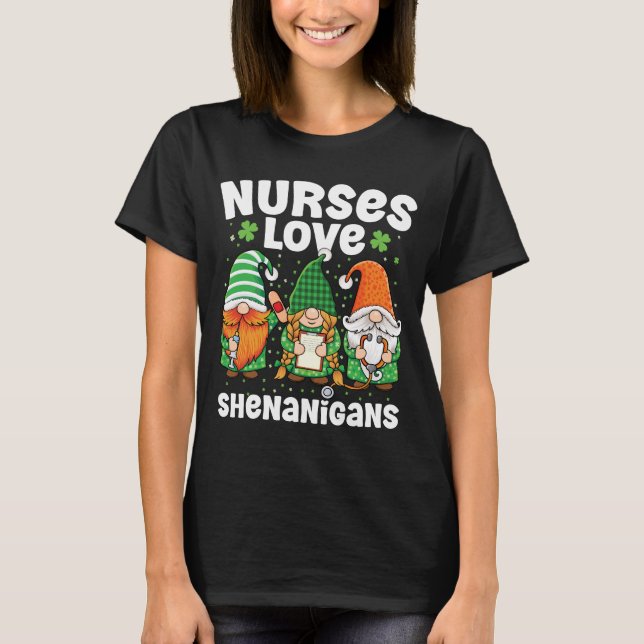 T-shirt Gnome infirmière Saint-Patrick Seringue médicale (Devant)